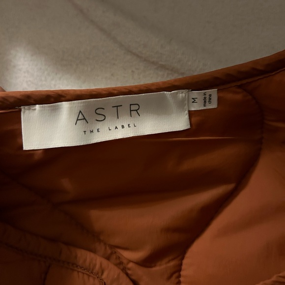 ASTR clay/rust quilted coat (excellent condition) - Picture 5 of 6